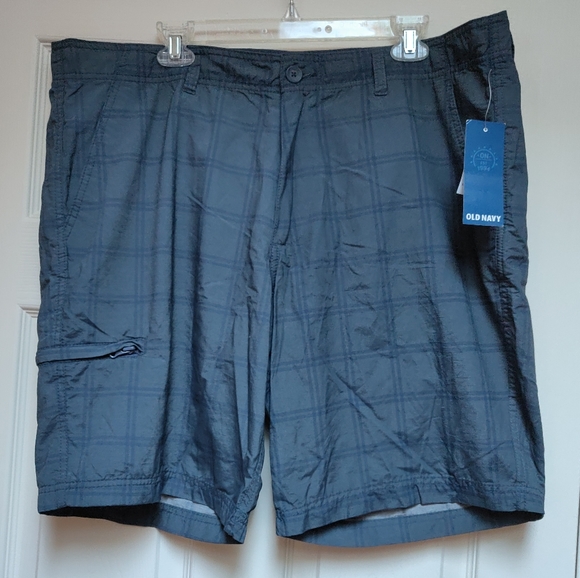 Old Navy Other - NWT Old Navy The Swim to Street Shorts Stripe 40